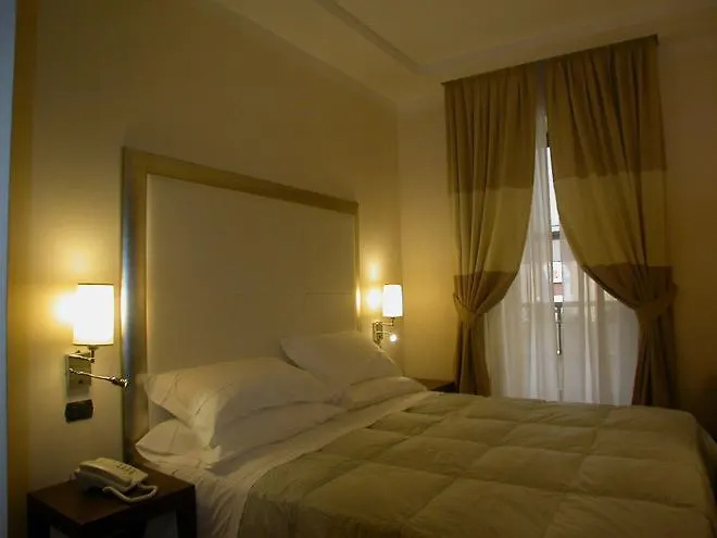 The Strand Hotel Рим 3*,