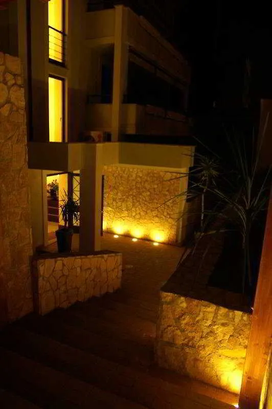 ***  The Strand Hotel Рим Италия