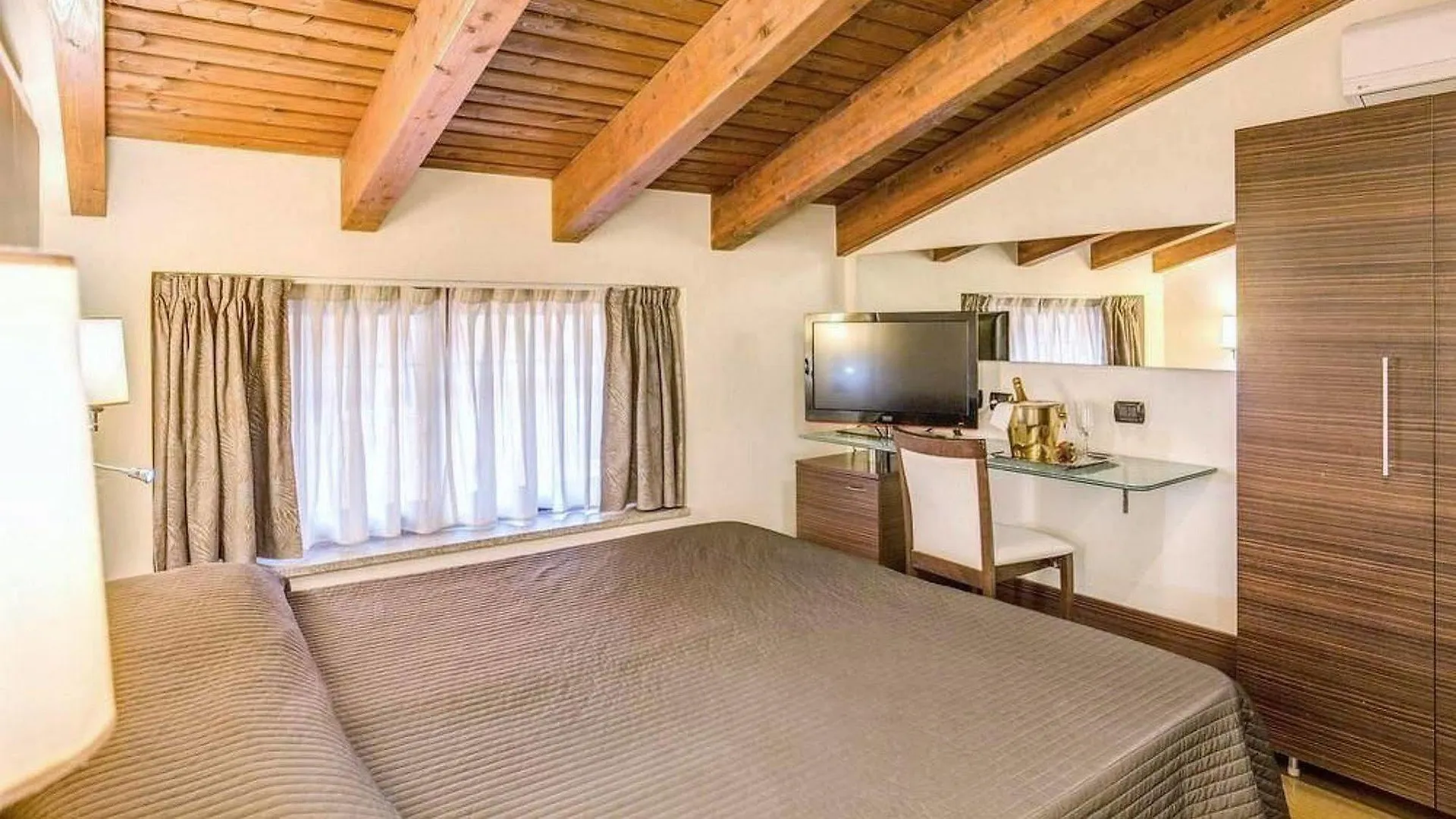 The Strand Hotel Рим